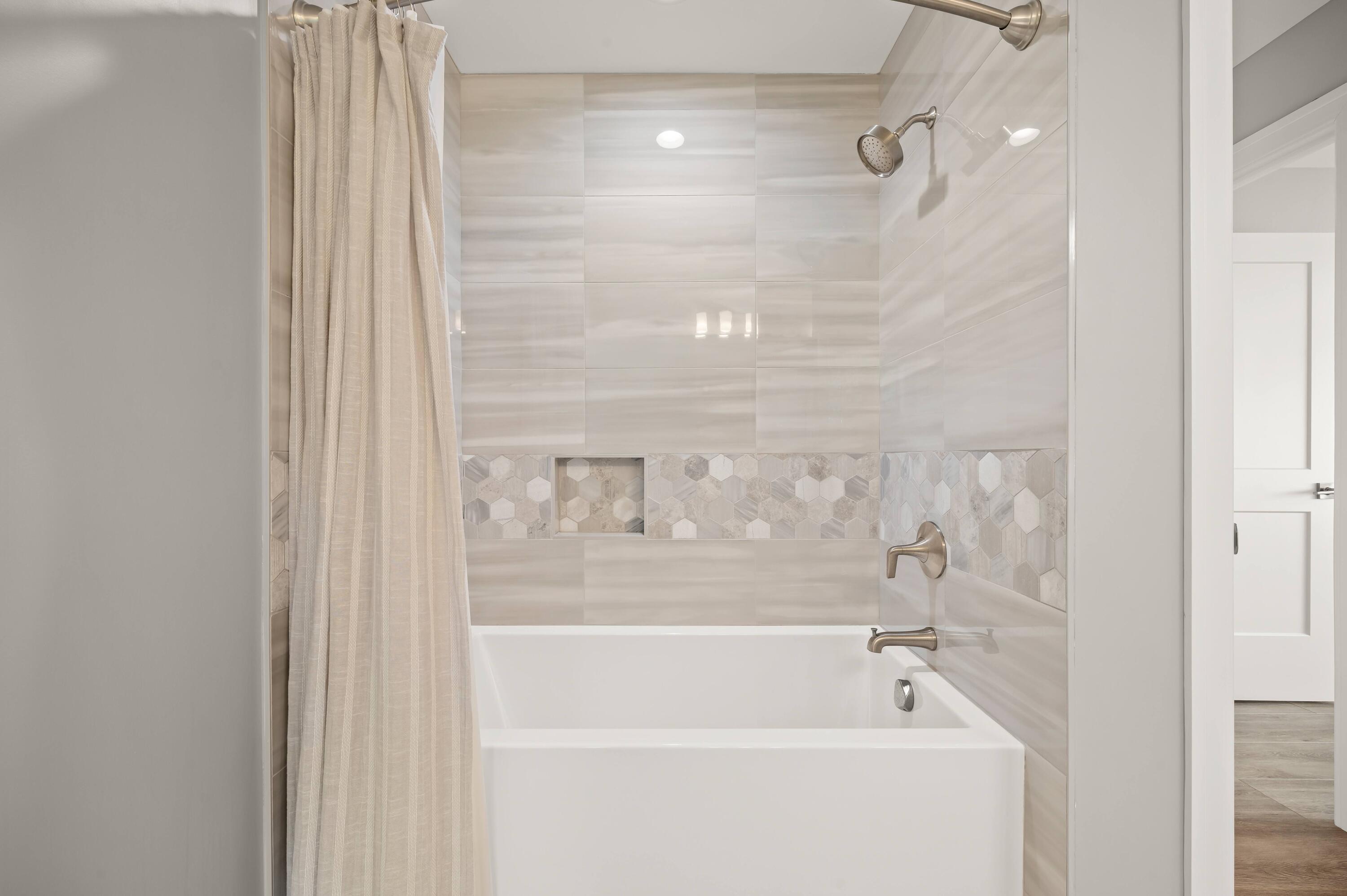 5363 Paw Paw Lake Road Coloma, MI 49038 - Photo 54 of 67 Bathroom 4