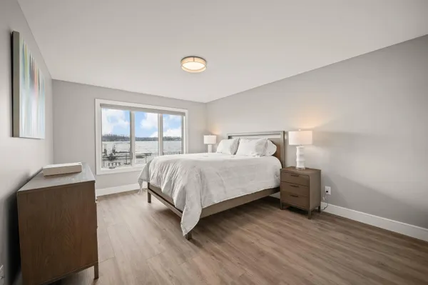 $2,600,000 | 5363 Paw Paw Lake Road, Coloma, MI 49038