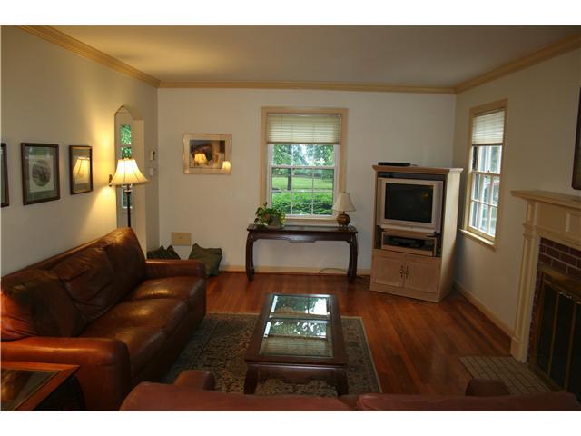 423 Arden Road Columbus, OH 43214 - Photo 3 of 25 Gallery Image 3
