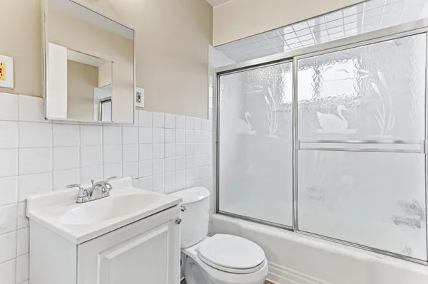 $1,700 | 20524 Indian, Redford, MI 48240