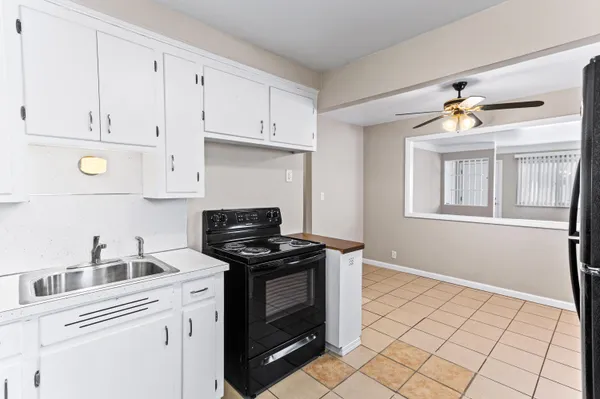 $1,700 | 20524 Indian, Redford, MI 48240