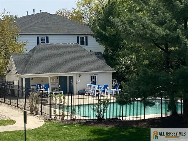 $415,000 | 121 Waterford Drive, Edison, NJ 08817