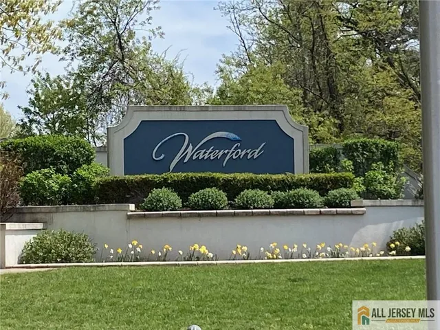 $415,000 | 121 Waterford Drive, Edison, NJ 08817