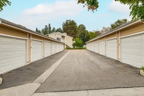 a view of a back yard of the house