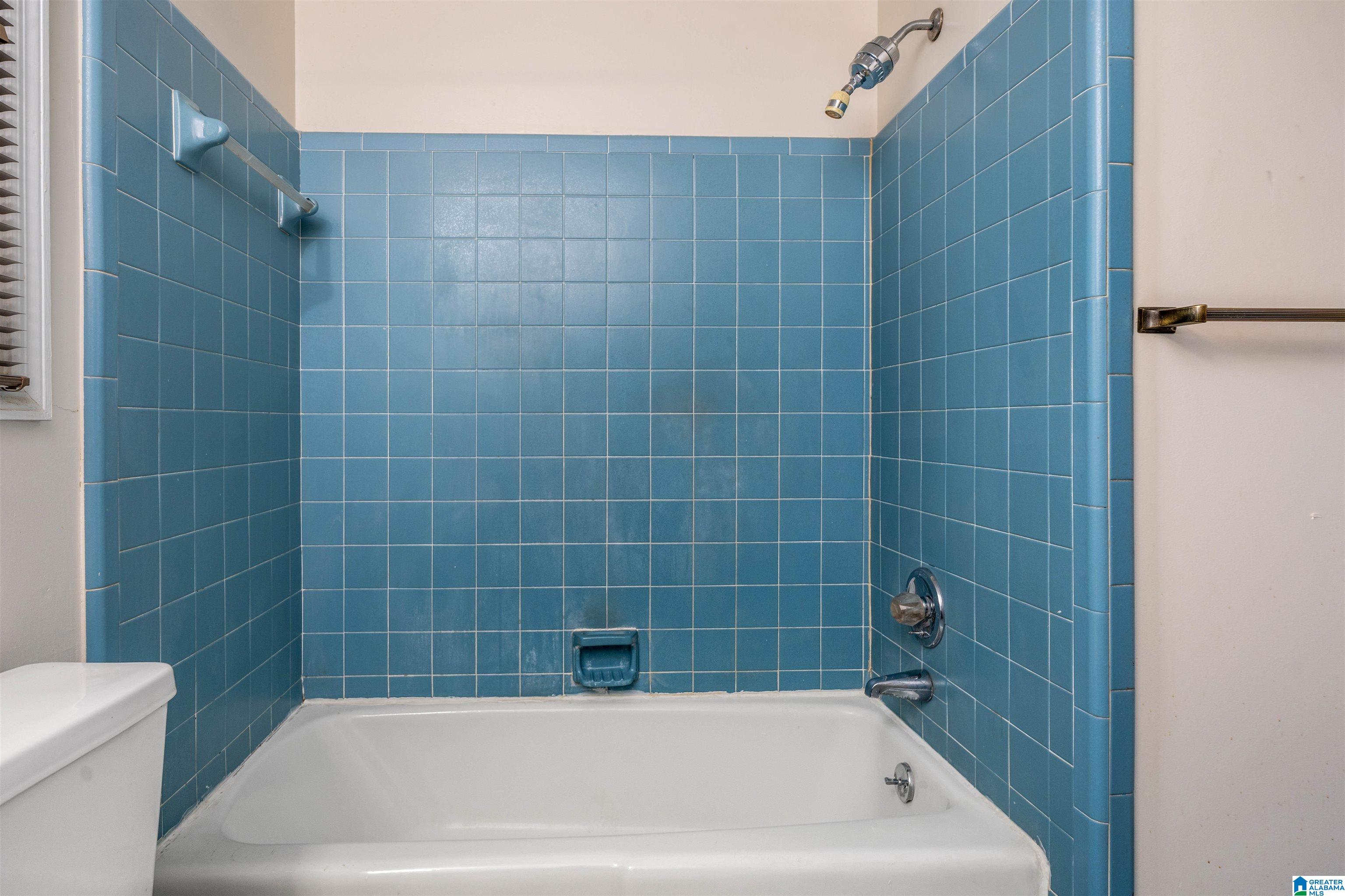 1521 Saulter View Road Birmingham, AL 35209 - Photo 16 of 29 Gallery Image 16