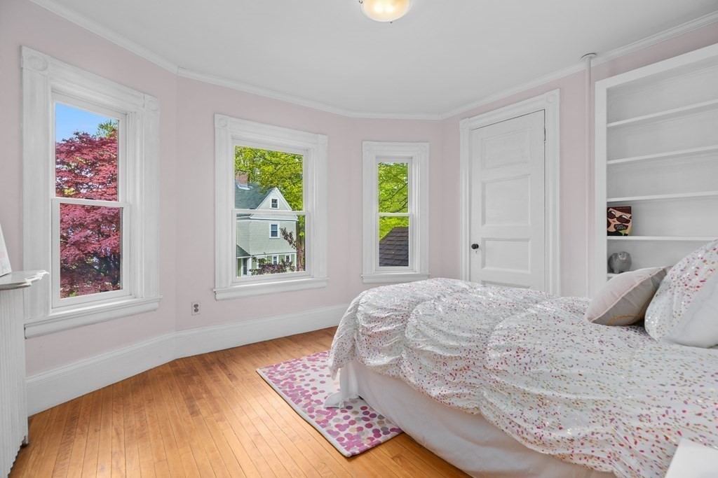 20 Clyde Street Newton, MA 02460 - Photo 11 of 23