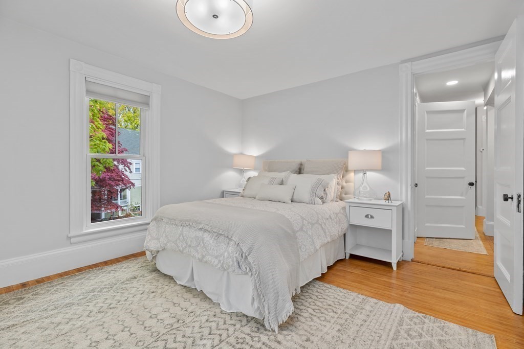 20 Clyde Street Newton, MA 02460 - Photo 12 of 23