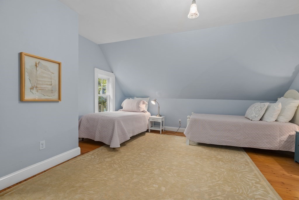 20 Clyde Street Newton, MA 02460 - Photo 15 of 23