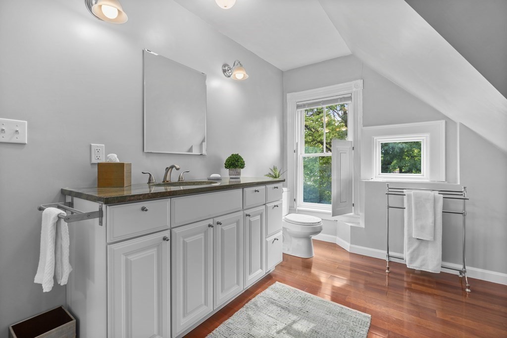 20 Clyde Street Newton, MA 02460 - Photo 17 of 23