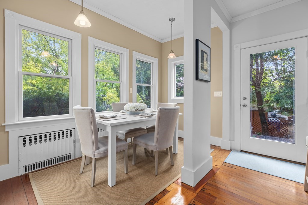 20 Clyde Street Newton, MA 02460 - Photo 8 of 23