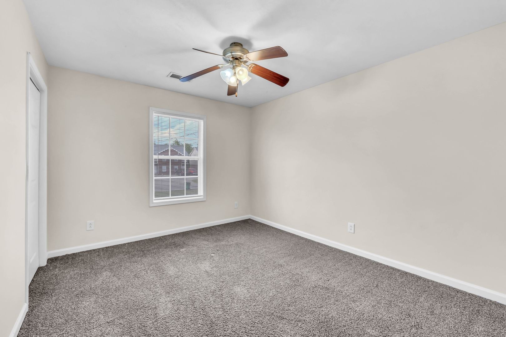 784 Cherrybark Lane, Unit 2 Clarksville, TN 37040 - Photo 12 of 17
