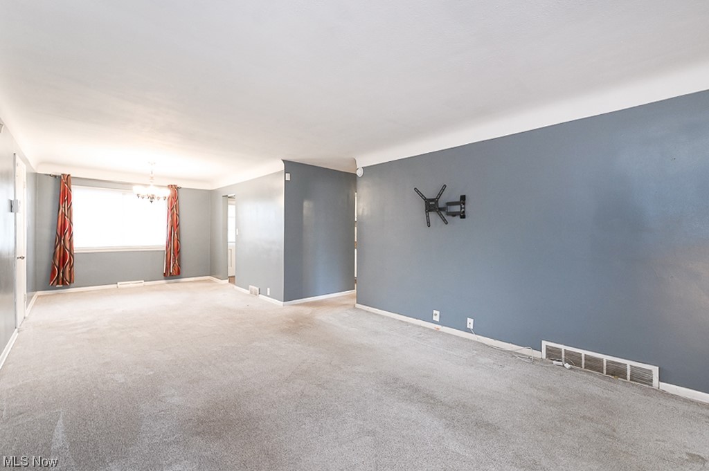 472 Harris Road Cleveland, OH 44143 - Photo 2 of 25 Gallery Image 2