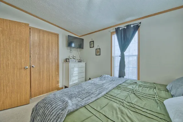 $179,000 | 221 Deerwood Drive, Gilbert, MN 55741