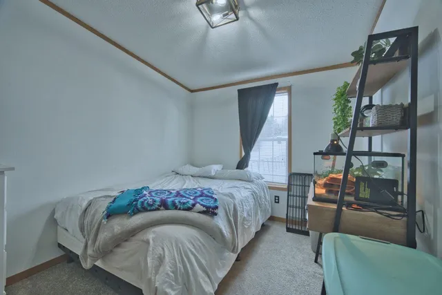 $179,000 | 221 Deerwood Drive, Gilbert, MN 55741