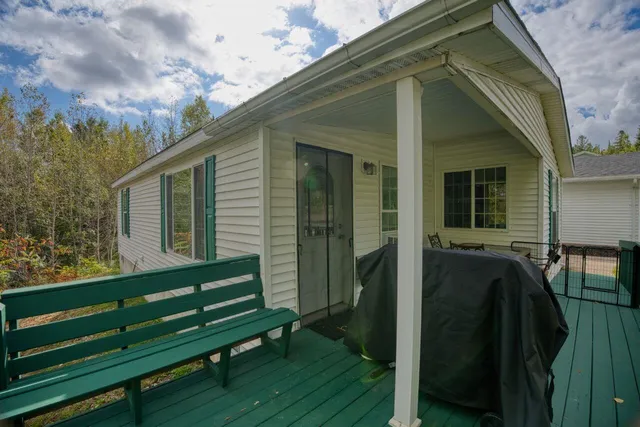 $179,000 | 221 Deerwood Drive, Gilbert, MN 55741