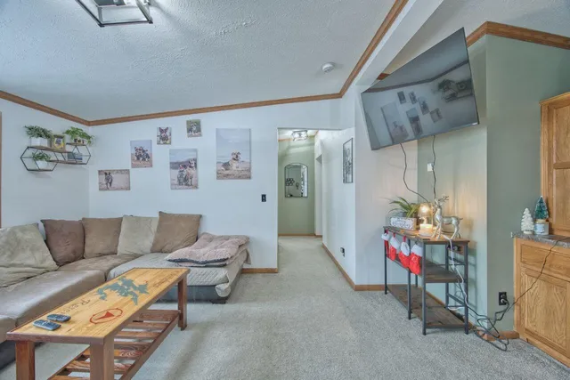 $179,000 | 221 Deerwood Drive, Gilbert, MN 55741