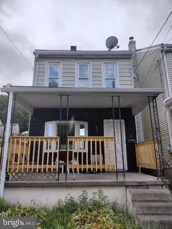 $1,100 | 52 West Bacon Street, Pottsville, PA 17901