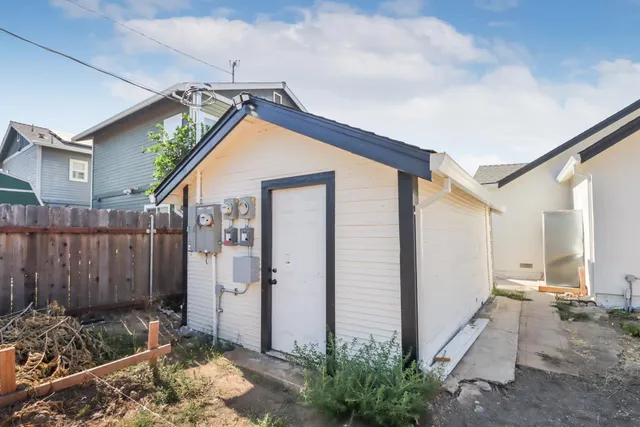 $428,000 | 3817 21st Avenue, Sacramento, CA 95820