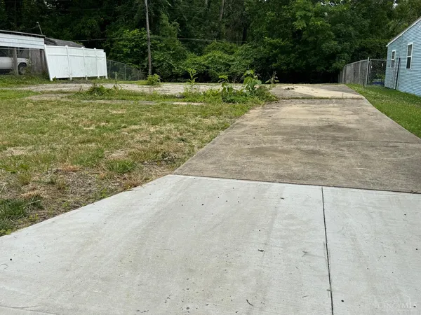 $25,000 | 199 North Orchard Circle, Blanchester, OH 45107