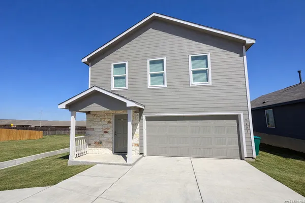 $2,300 | 9203 Kinsel Park, Converse, TX 78109