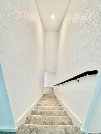 $2,300 | 9203 Kinsel Park, Converse, TX 78109