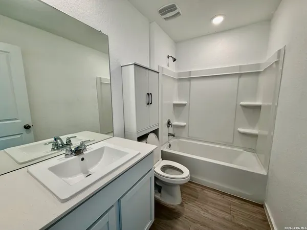 $2,300 | 9203 Kinsel Park, Converse, TX 78109