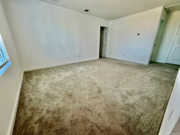 $2,300 | 9203 Kinsel Park, Converse, TX 78109