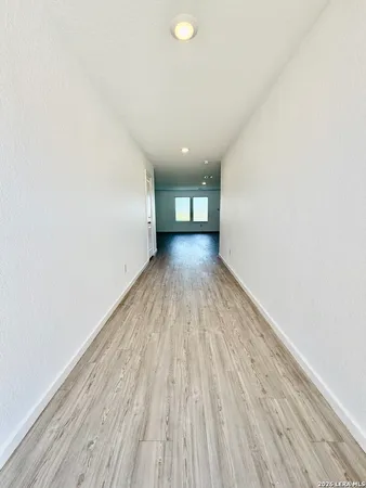 $2,300 | 9203 Kinsel Park, Converse, TX 78109