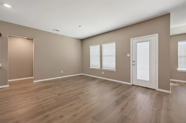 $299,000 | 162 Mapleoak Drive, Caddo Mills, TX 75135