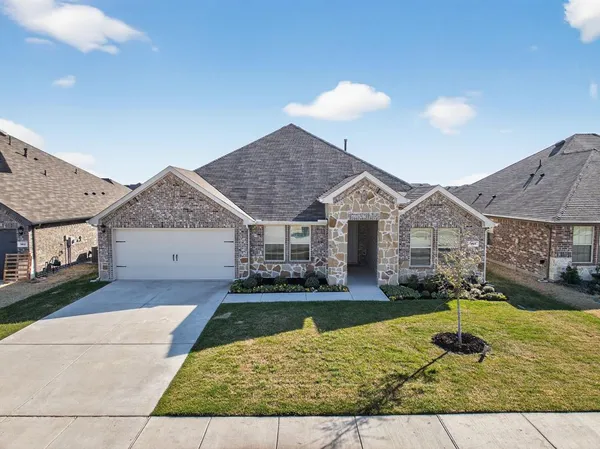 $299,000 | 162 Mapleoak Drive, Caddo Mills, TX 75135