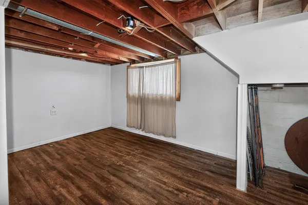 $219,900 | 228 Wolf Drive, Unit 3, Dousman, WI 53118