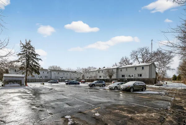 $219,900 | 228 Wolf Drive, Unit 3, Dousman, WI 53118
