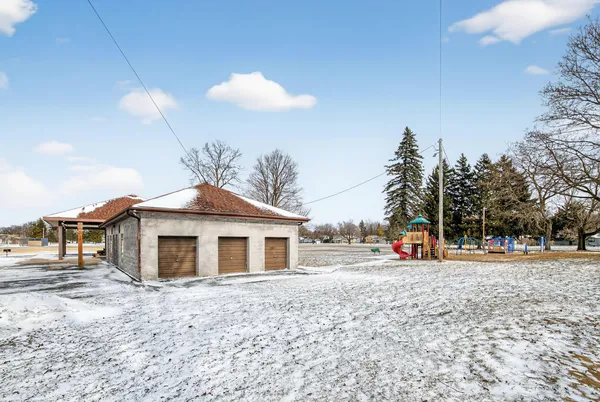 $219,900 | 228 Wolf Drive, Unit 3, Dousman, WI 53118
