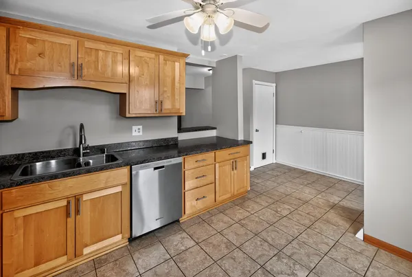 $219,900 | 228 Wolf Drive, Unit 3, Dousman, WI 53118