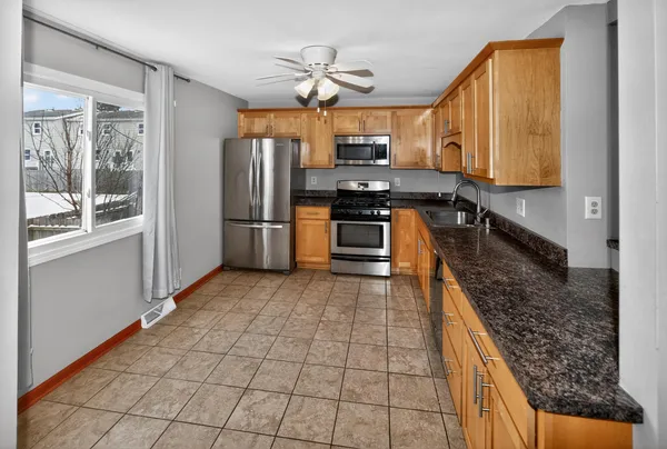 $219,900 | 228 Wolf Drive, Unit 3, Dousman, WI 53118