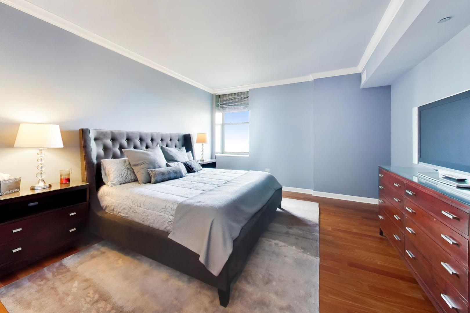 310 South Michigan Avenue, Unit 1705 Chicago, IL 60604 - Photo 14 of 31
