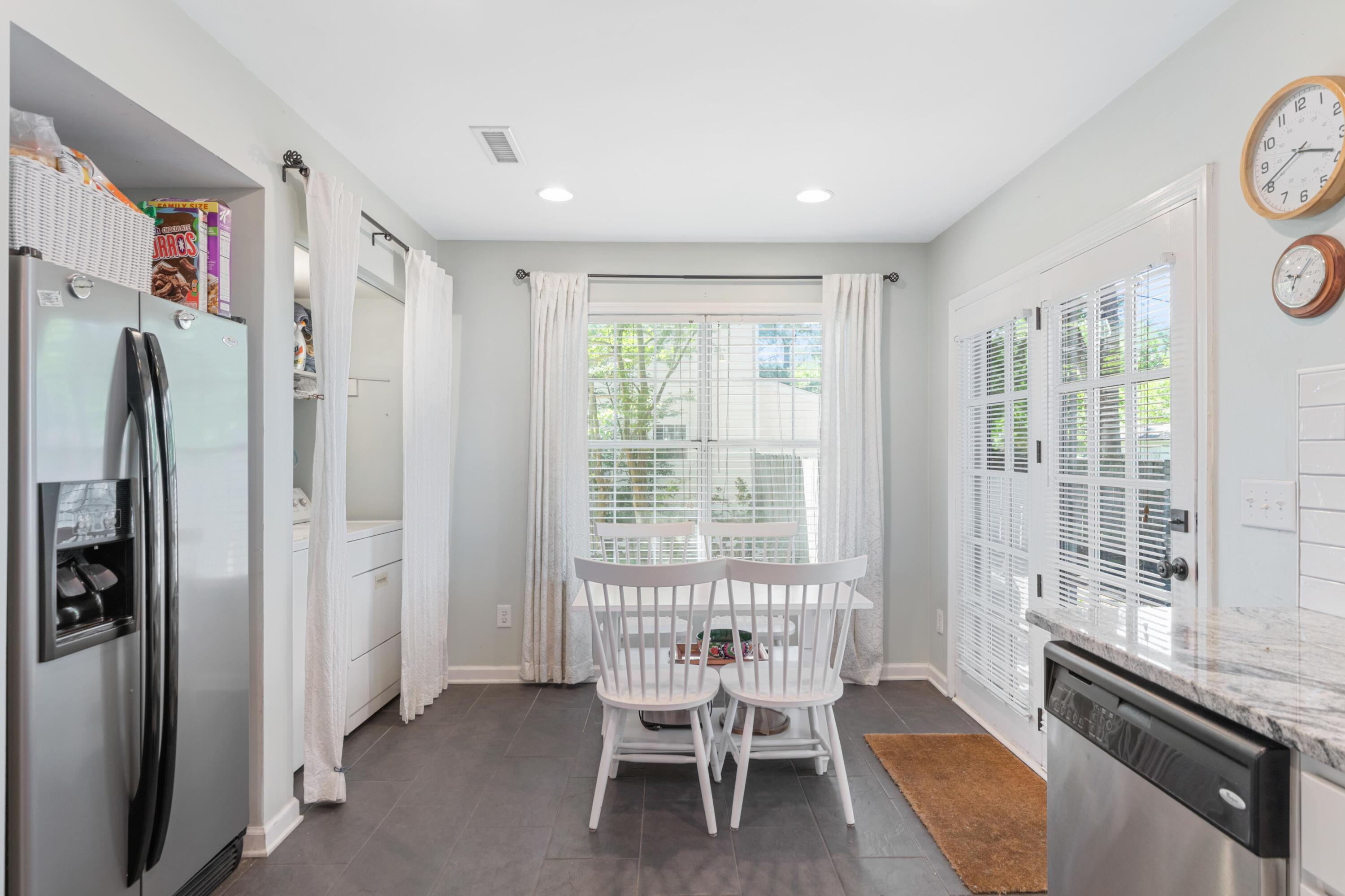 1453 Oak Landing Road Mount Pleasant, SC 29464 - Photo 8 of 16 8