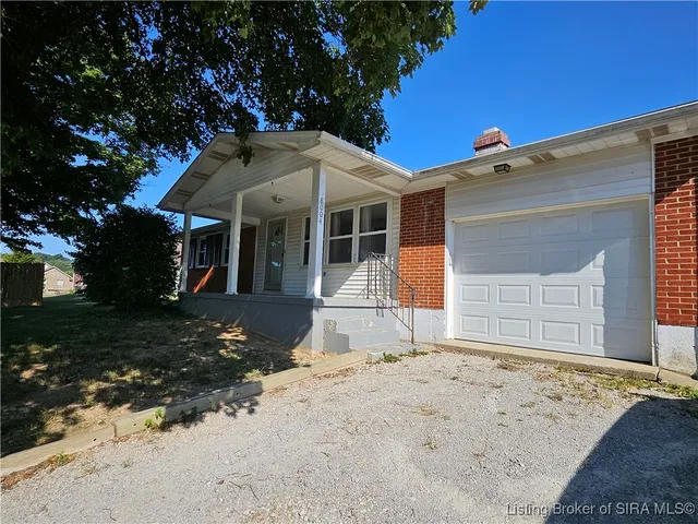 $1,400 | 8004 Manor Drive Northeast, Lanesville, IN 47136