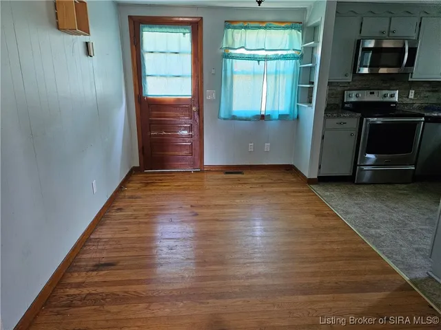 $1,400 | 8004 Manor Drive Northeast, Lanesville, IN 47136