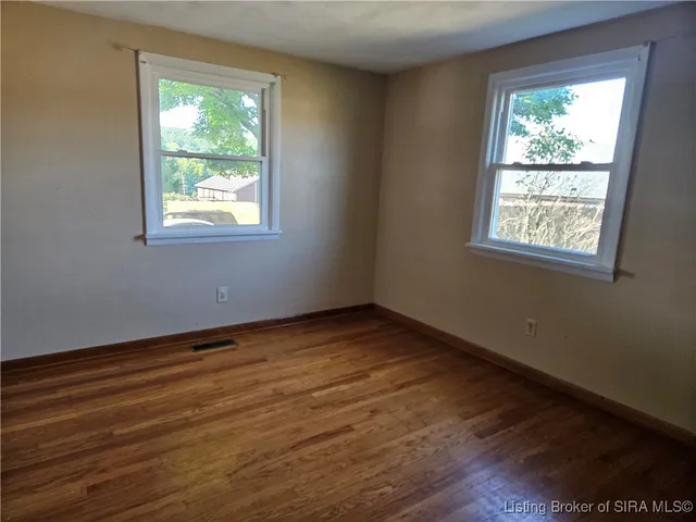 $1,400 | 8004 Manor Drive Northeast, Lanesville, IN 47136