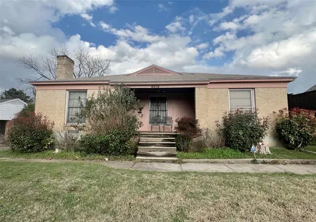 $250,000 | 2310 Berwick Avenue, Dallas, TX 75203