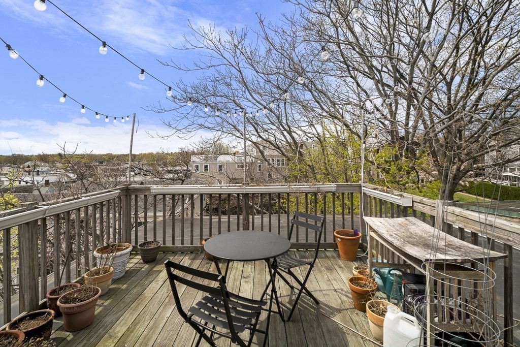 16 Spring Street, Unit 2 Somerville, MA 02143 - Photo 17 of 20 Gallery Image 17