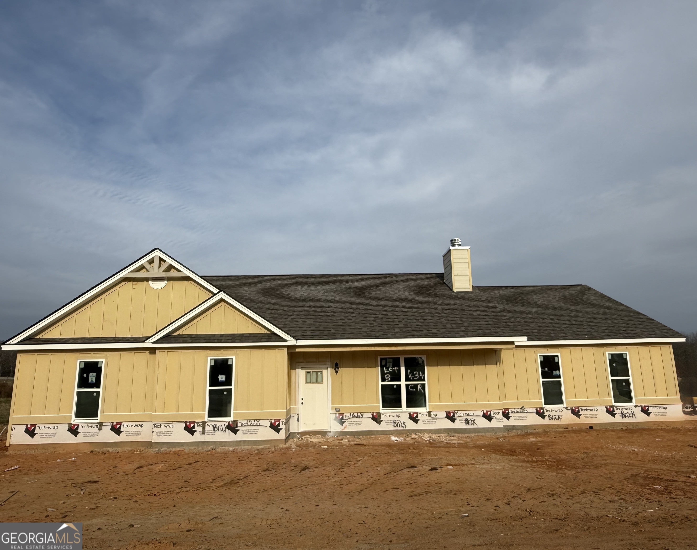 front view of house with yard