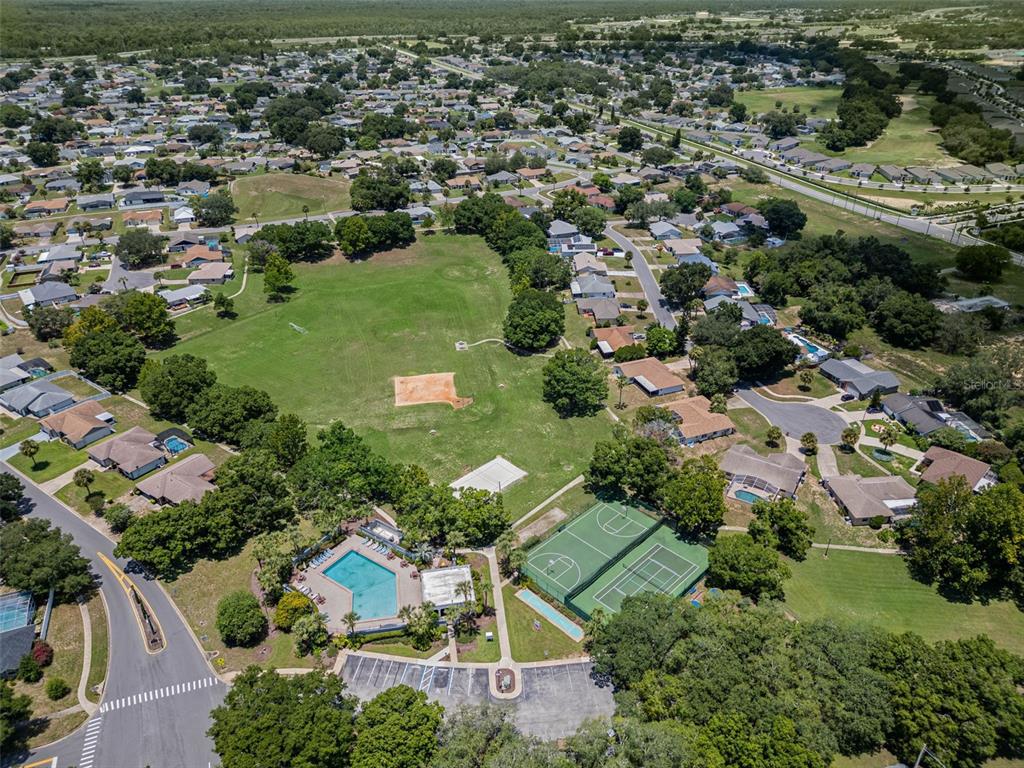 1070 Hali Ridge Court Kissimmee, FL 34747 - Photo 35 of 36 an aerial view of residential houses with outdoor space