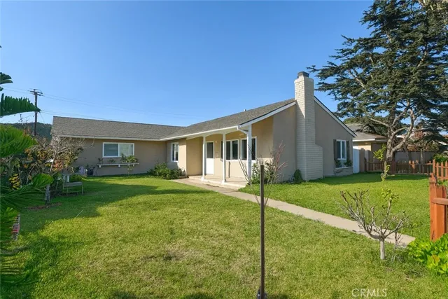 $1,179,000 | 17451 Newland Street, Huntington Beach, CA 92647