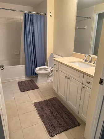 $2,500 | 2730 Anzio Court, Unit 305, Palm Beach Gardens, FL 33410