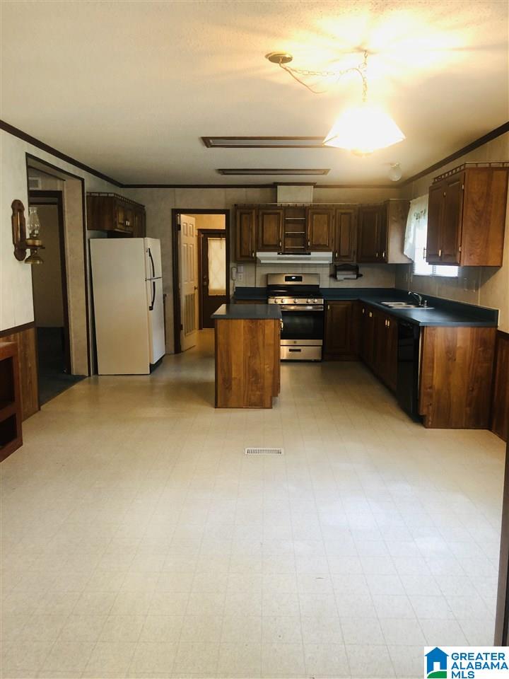 7601 Clayton Road Pinson, AL 35126 - Photo 9 of 44