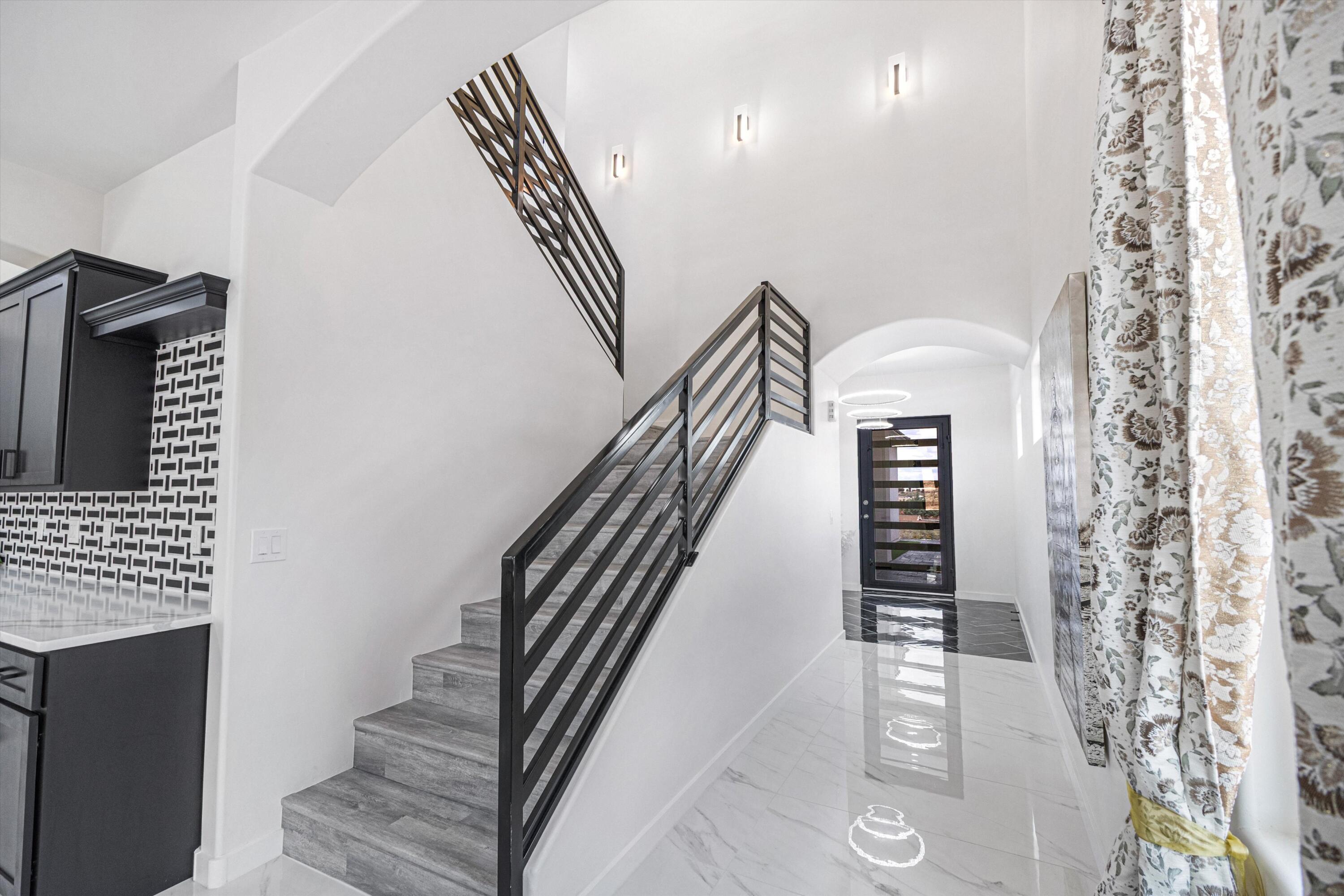 6030 Miller Road Northeast Rio Rancho, NM 87144 - Photo 13 of 48 Gallery Image 13