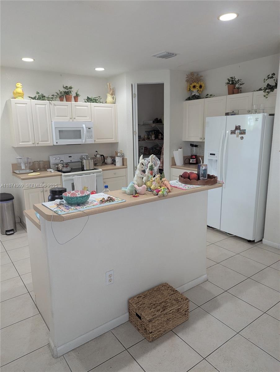8496 Southwest 29th Street, Unit 104 Miramar, FL 33025 - Photo 7 of 19