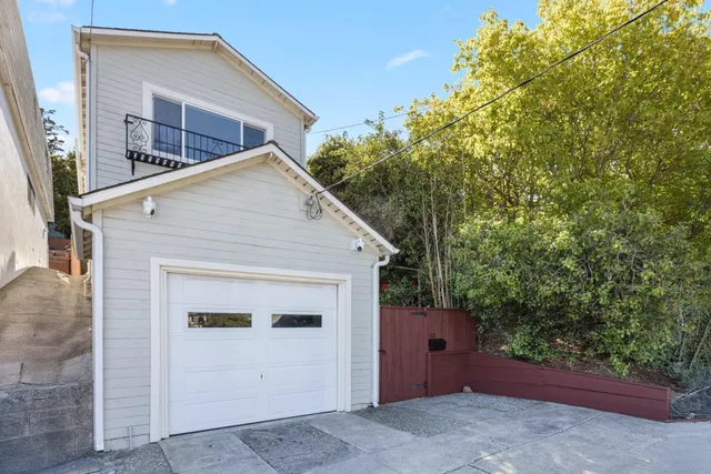 $798,000 | 129 Alvarado Street, Brisbane, CA 94005